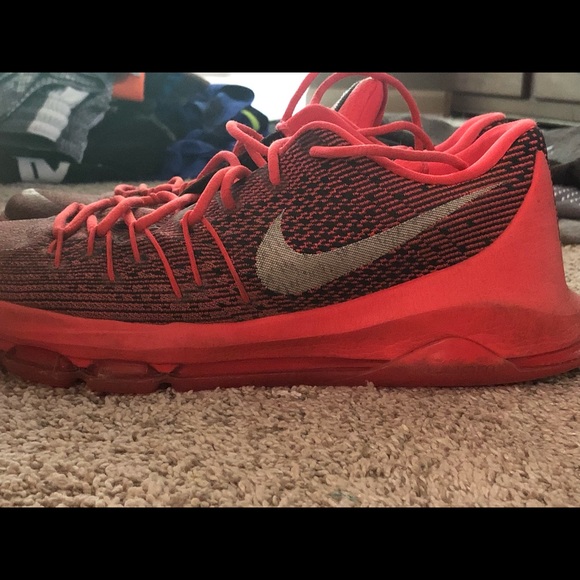 Nike kd8 crimson red shoes - Picture 2 of 3